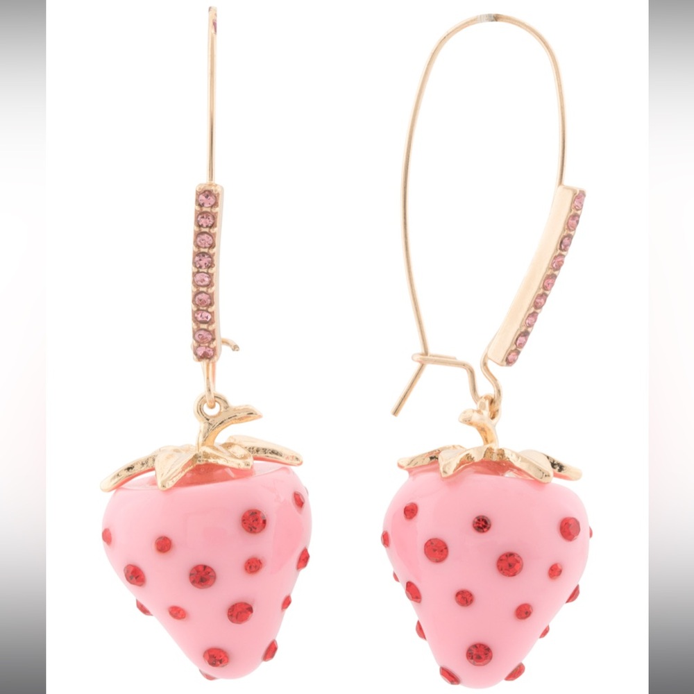 🍓🍓NWT Betsey Johnson Pink Strawberry Drop Earrings🍓🍓